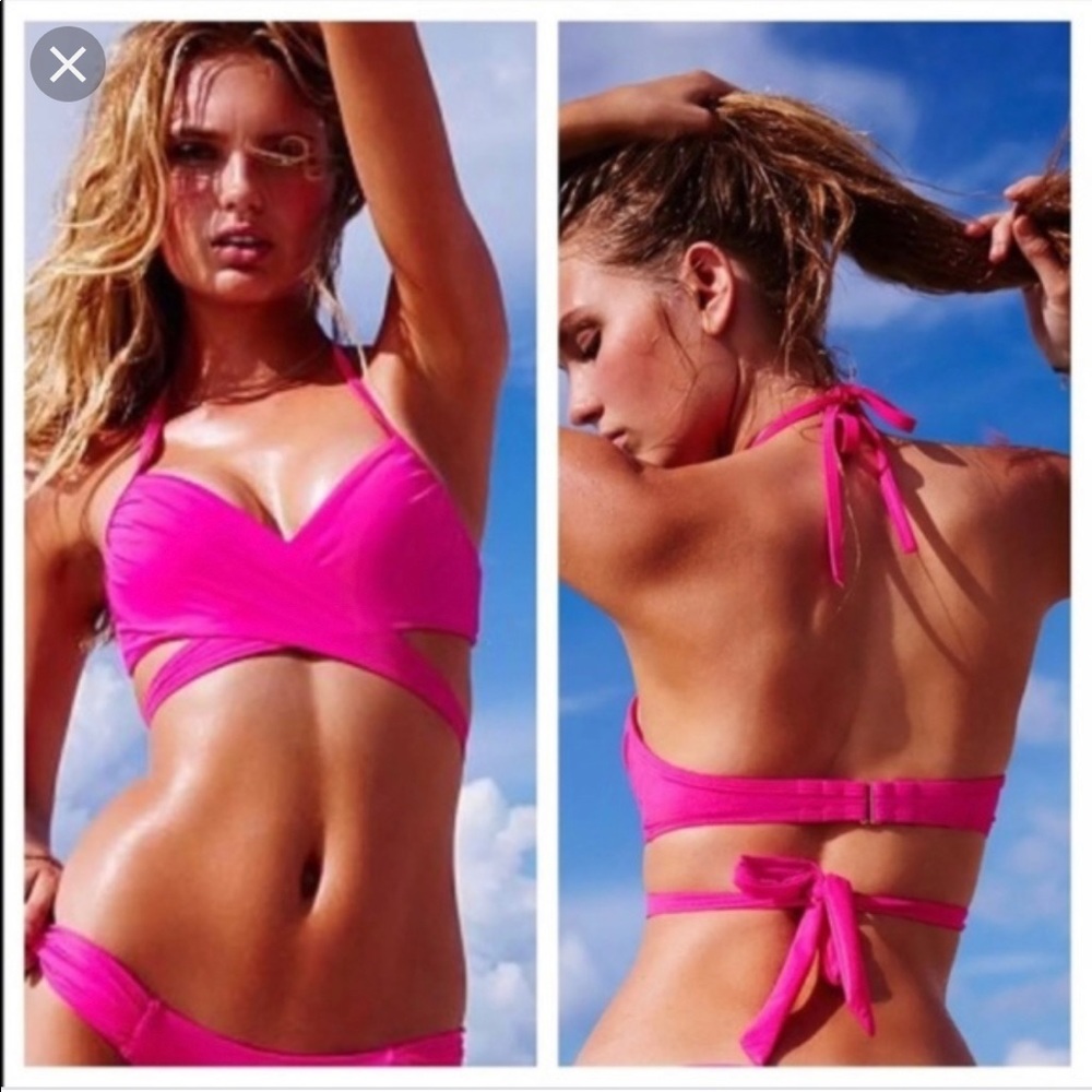 Victoria’s Secret Wrap halter top bikini top